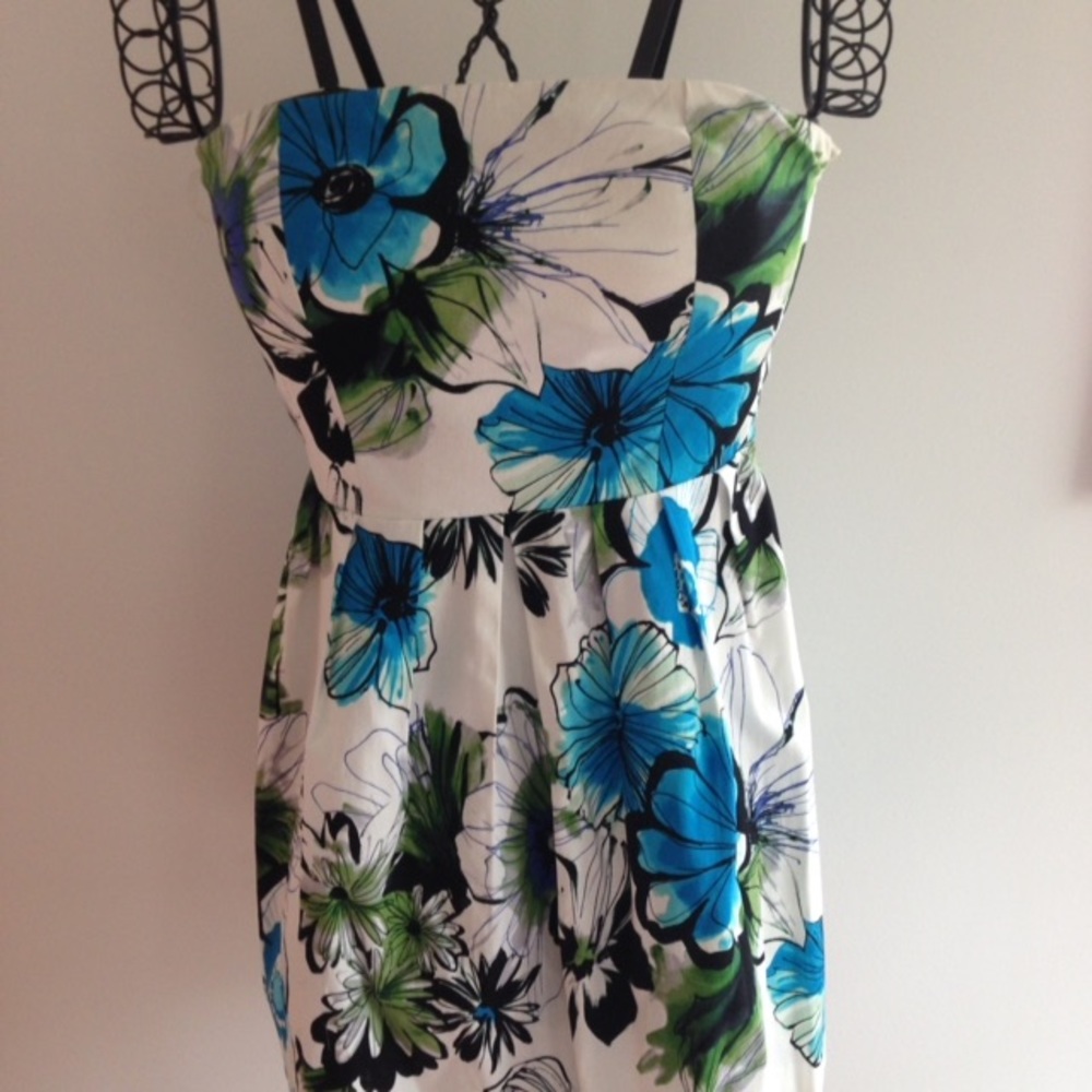 Strapless floral summer dress